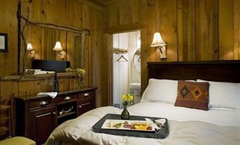 Rabun Hotel Lakemont